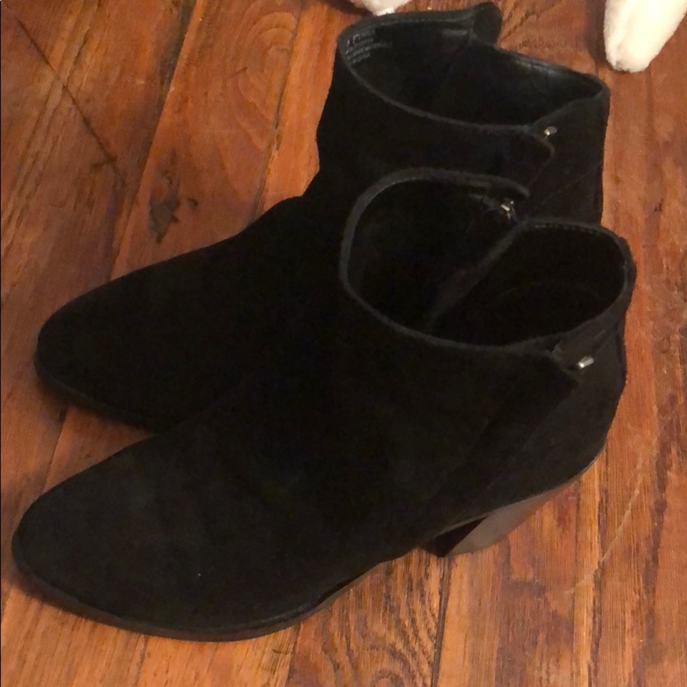 Dolce vita suede ankle boots